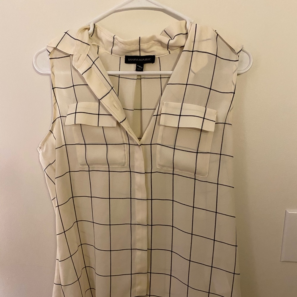 Banana Republic Sleeveless Windowpane Shirt S